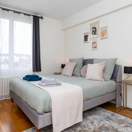 Le Belvedere T2 Avec Balcon Et Parking, Gare A 50 M Cormeilles-en-Parisis