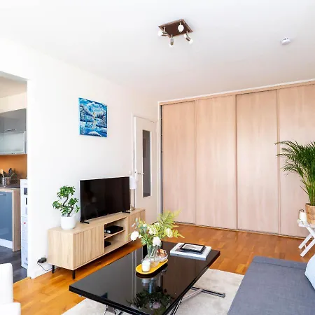 Apartamento Le Belvedere T2 Avec Balcon Et Parking, Gare A 50 M Cormeilles-en-Parisis
