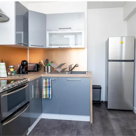 Apartamento Le Belvedere T2 Avec Balcon Et Parking, Gare A 50 M *